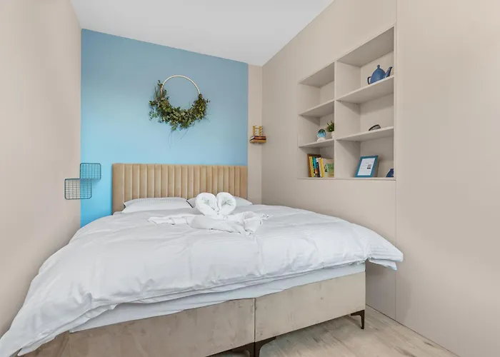 Cozy W Ac, Garden & Parking