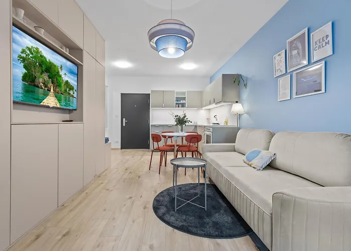 Cozy W Ac, Garden & Parking